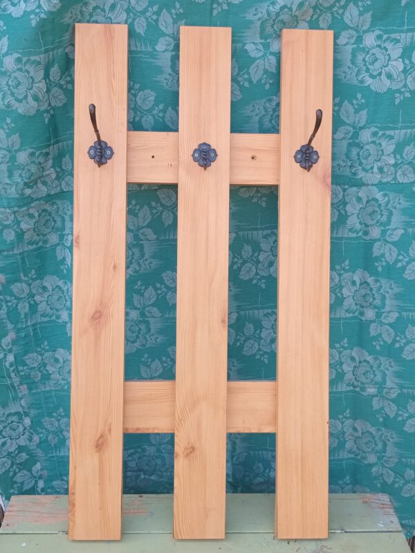 Falra szerelhető fogas 100*50 cm