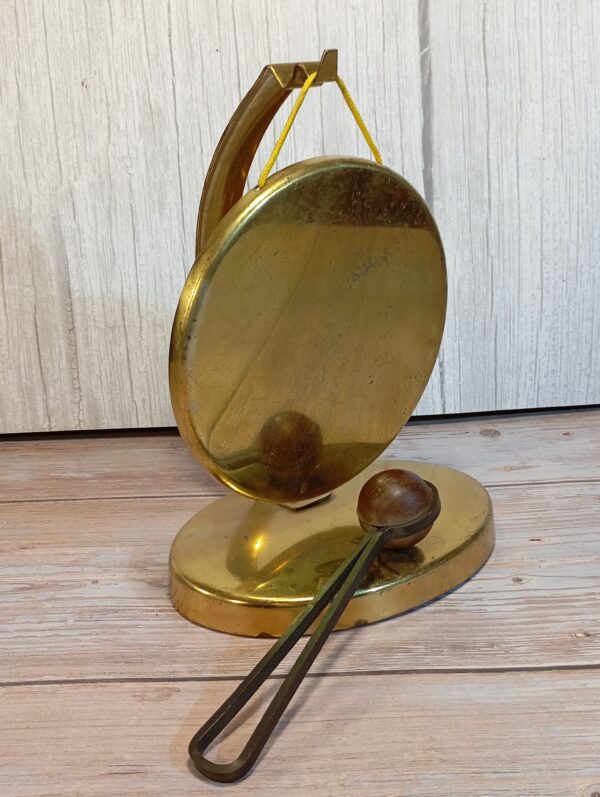 Ebédre hívó gong, 20 cm magas