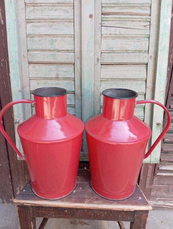 2 piros zománcos kanna kb 10 liter